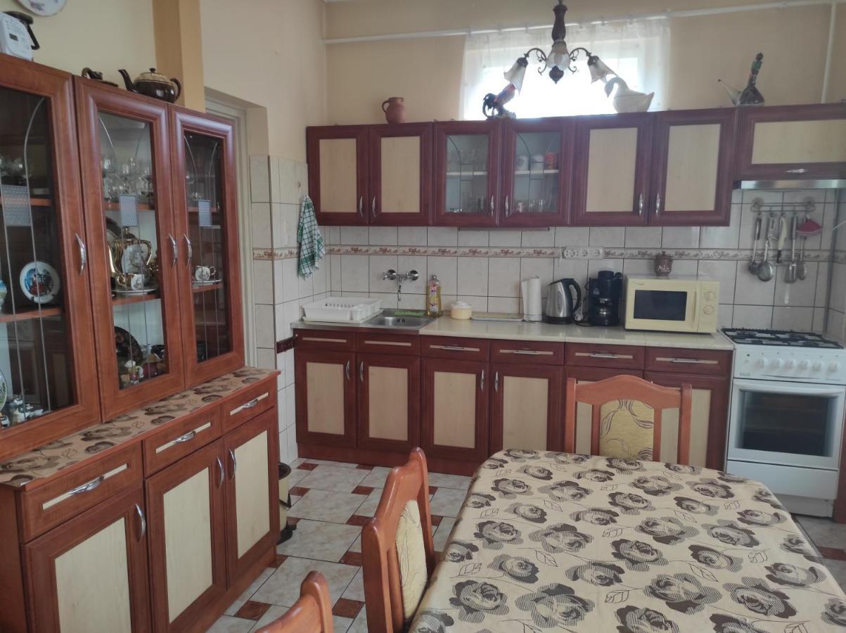 Apartamento Kovacs Vendeghaz Hajdúszoboszló Exterior foto